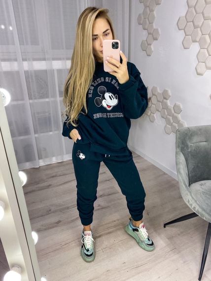 Костюм спортивный
