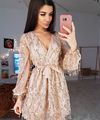 Красивое сеточное платье с пайетками цвет пудра