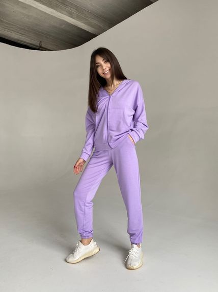 Спортивный костюм Спортивный костюм