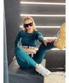 Спортивный женский костюм 
