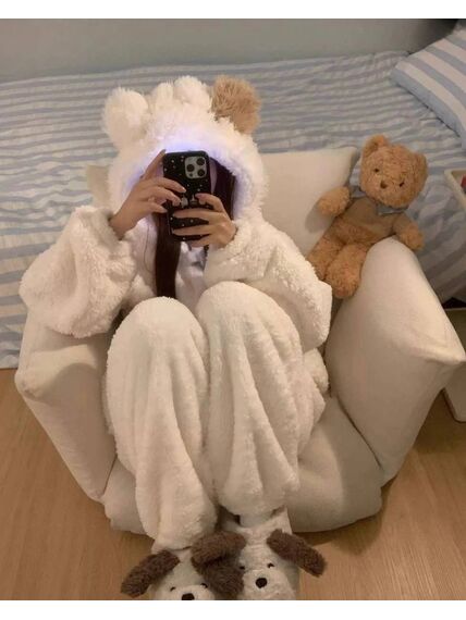 Костюм