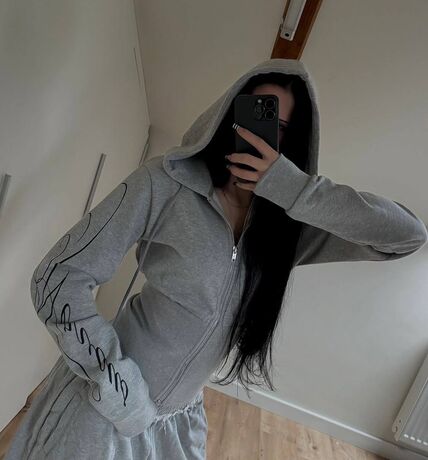 Спортивный костюм Спортивный костюм