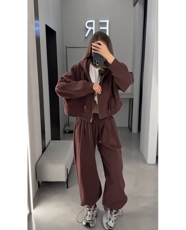Спортивний костюм