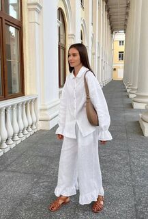 Костюм