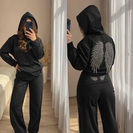 Спортивний костюм Спортивний костюм