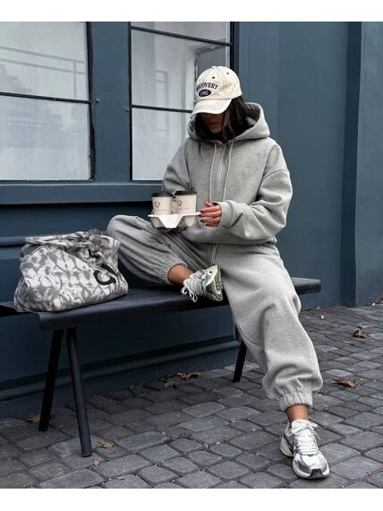 Спортивний костюм