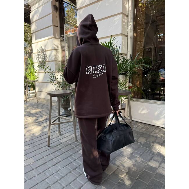 Спортивний костюм